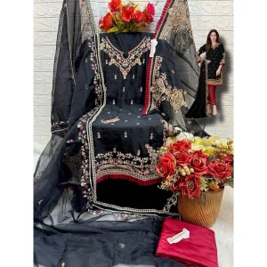 Online Pakistani replica dresses